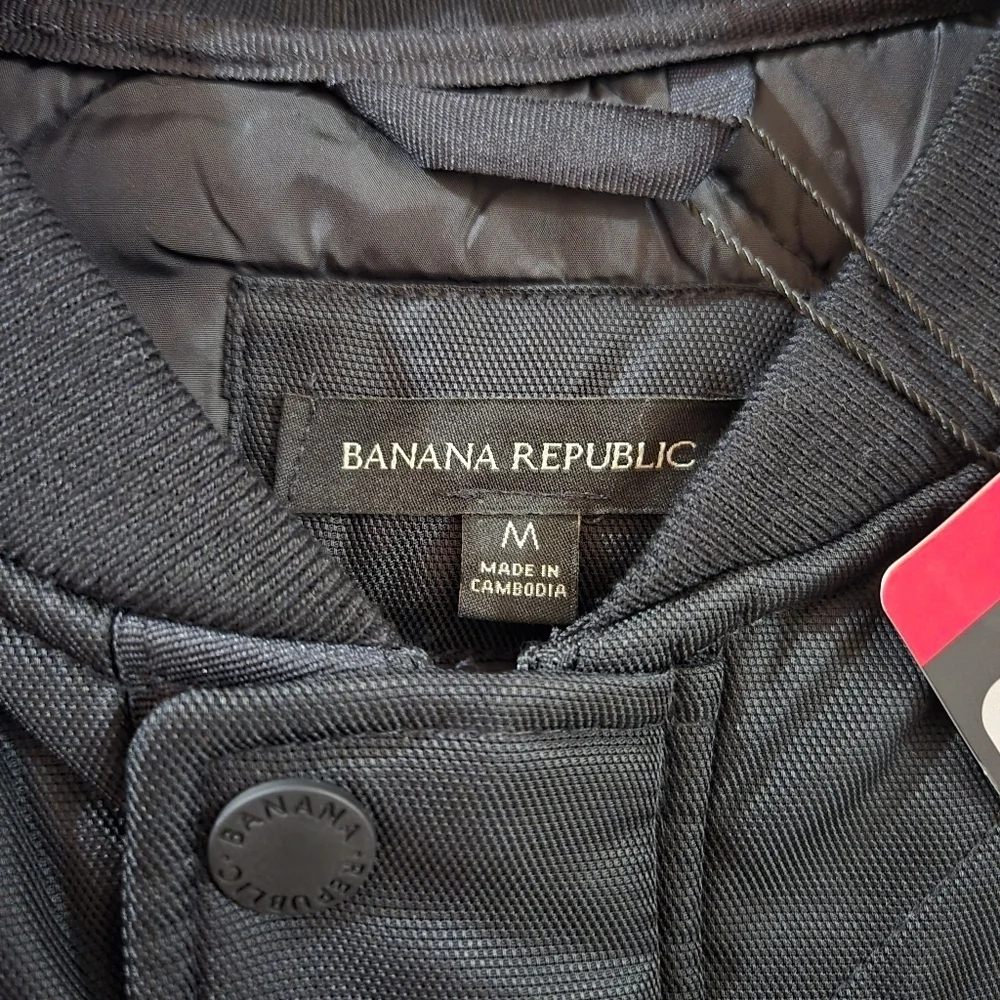 NWT Banana Republic Men’s Quilted Bomber Jacket, Black